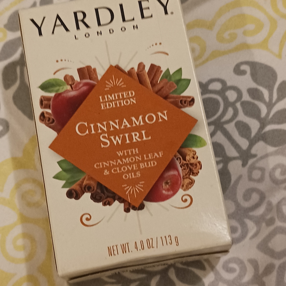 NEW!! YARDLEY Cinnamon Swirl LIMITED EDITION Bar Soap